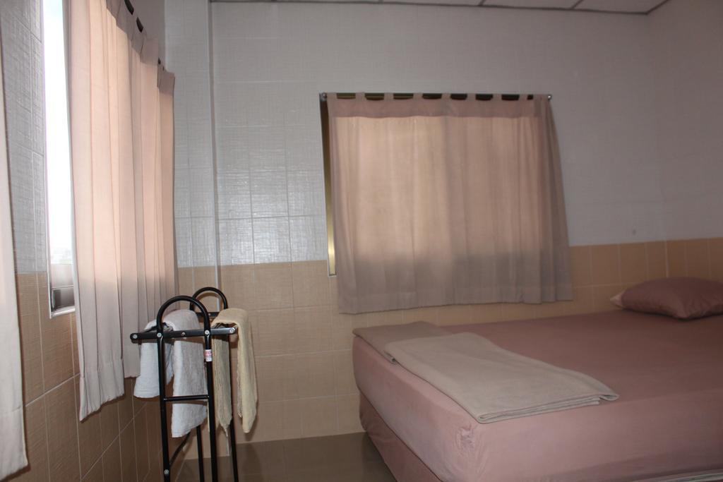 At Home Guest House Bangkok Esterno foto